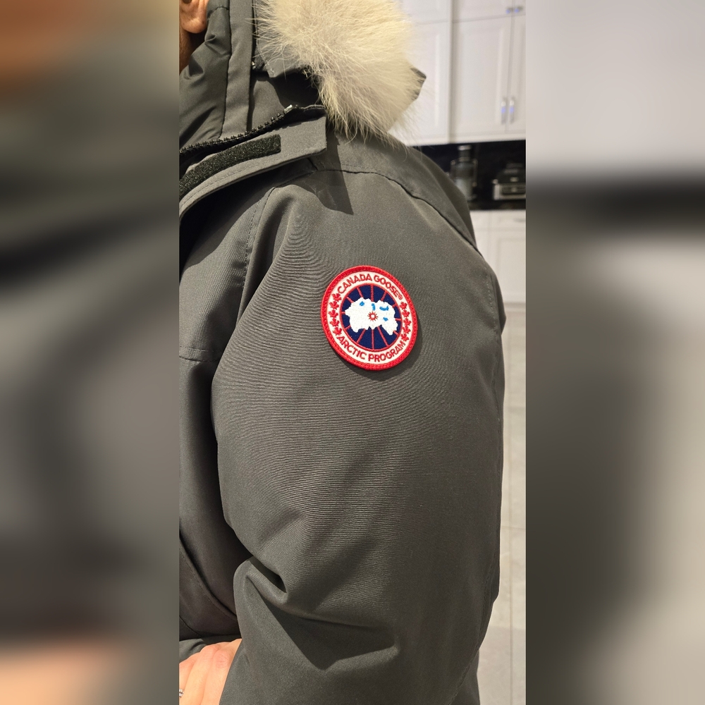[PRICE REDUCED] Canada Goose Men’s Langford Parka – Graphite – Size XL - Gray